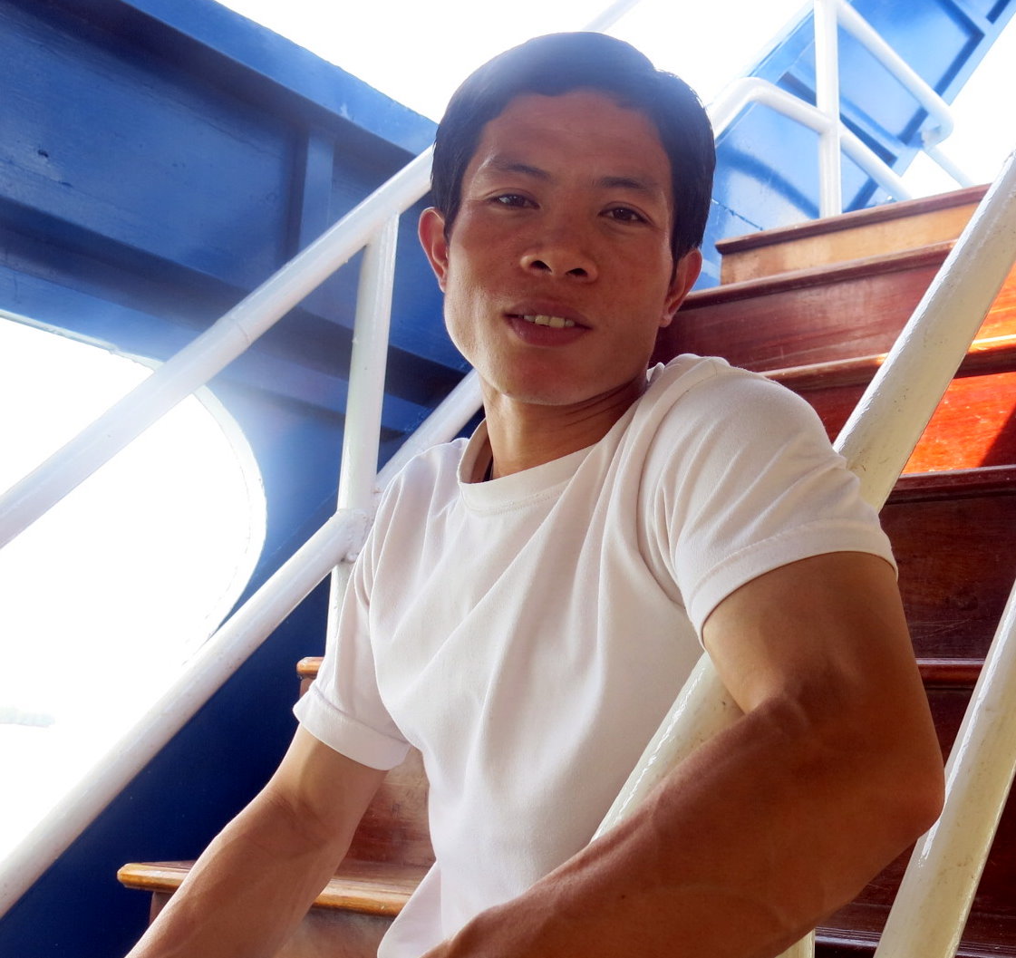 The Nam Ngum dam boat cruise