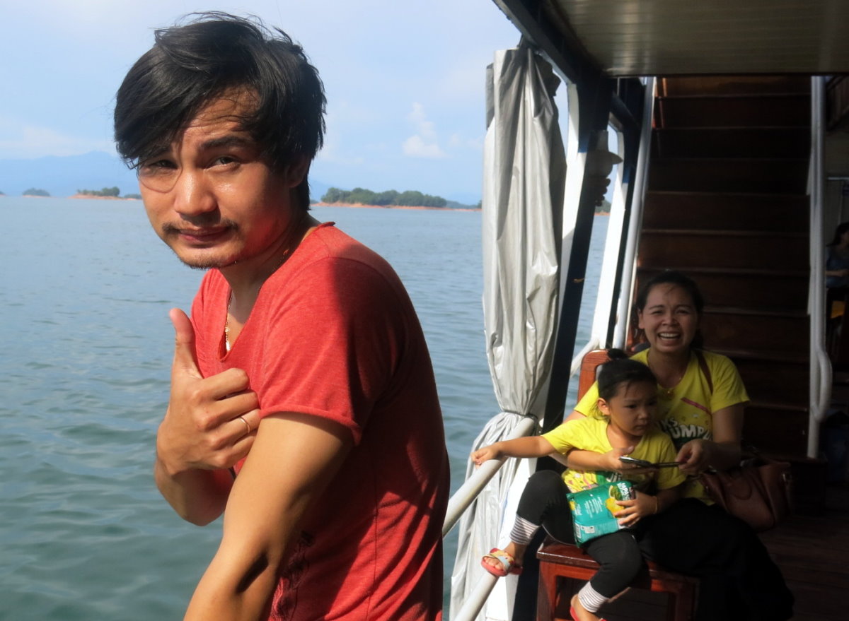 The Nam Ngum dam boat cruise